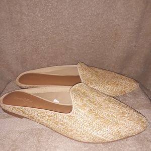 Women's Universal Thread Backey Weave Flats 11